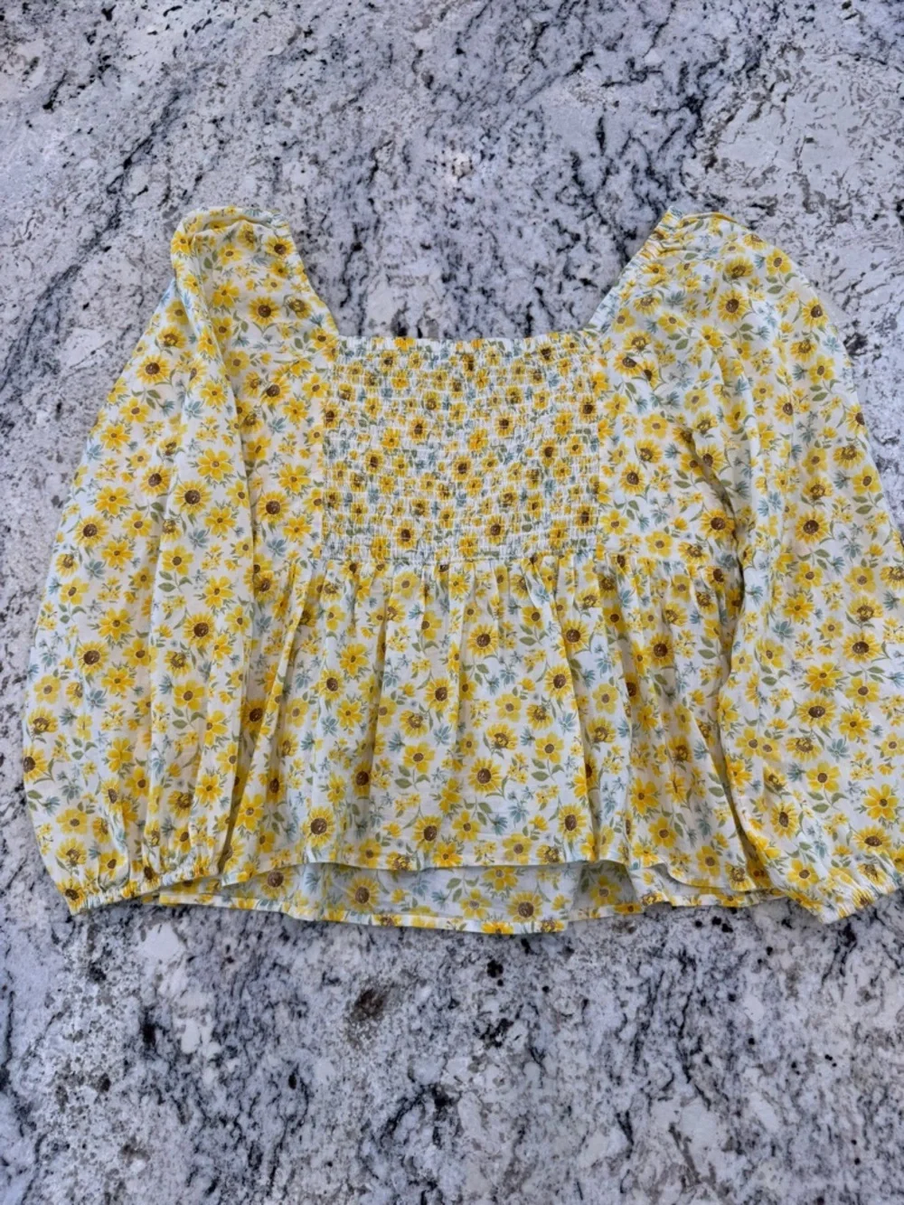 Old Navy Sunflower Floral Smocked Peplum Top | Puff Sleeve Cottagecore Boho - Picture 10 of 10